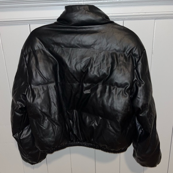 Quilted Stand Collar Puffer Jacket - Picture 10 of 10